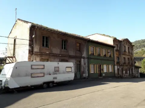 Casa en calle Lg Veriña de Abajo, nº 4